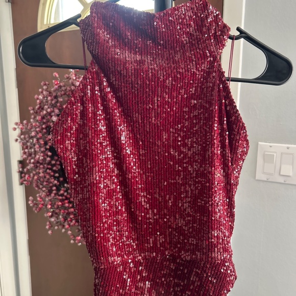 Dress - Picture 2 of 7